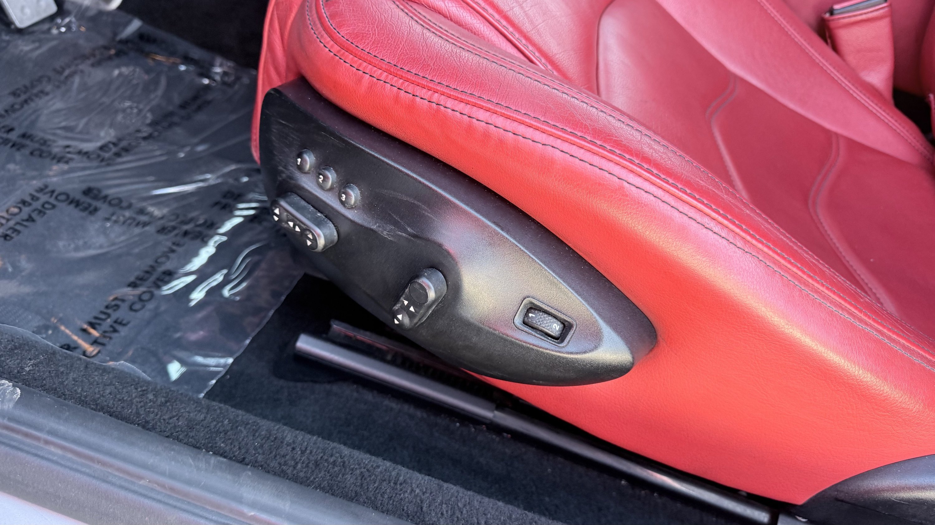 Used 2016 Maserati GranTurismo Convertible RWD image 23