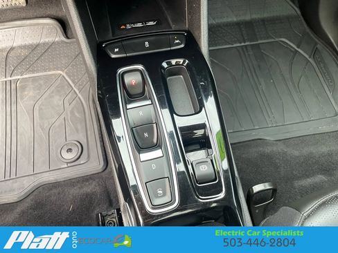 Used 2023 Chevrolet Bolt EUV Premier w/ Sun & Sound Package image 24