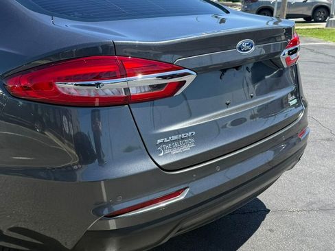 Used 2020 Ford Fusion SEL FWD image 12