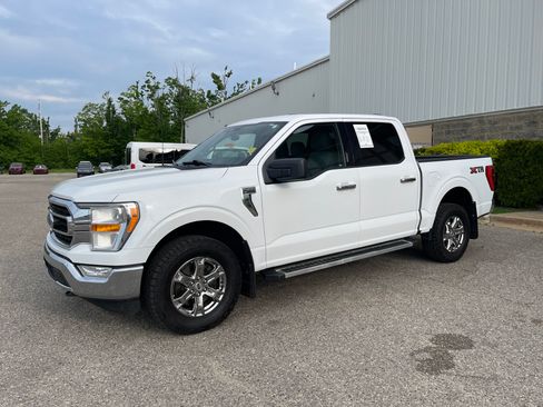 Certified 2023 Ford F150 XLT w/ Equipment Group 301A Mid AWD/4WD image 8