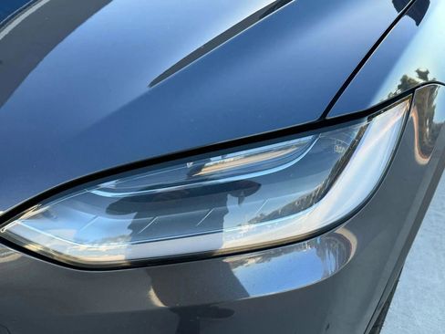 Used 2019 Tesla Model X Long Range AWD/4WD image 26