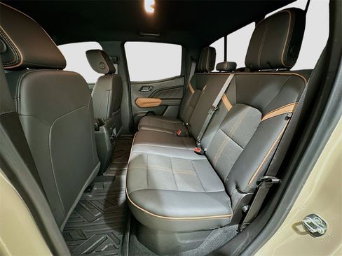 Certified 2024 GMC Canyon AT4 w/ Technology Package image 24