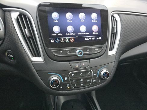 Used 2024 Chevrolet Malibu LT w/ Sport Edition image 28