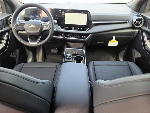 New 2027 Chevrolet Equinox LT w/ Convenience Package II AWD/4WD image 15