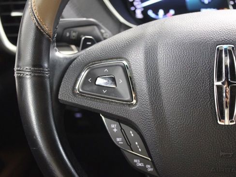 Used 2016 Lincoln MKX Reserve w/ Luxury Package AWD/4WD image 9