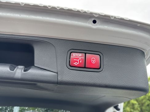 Certified 2022 Mercedes-Benz GLC 300 GLC 300 image 29