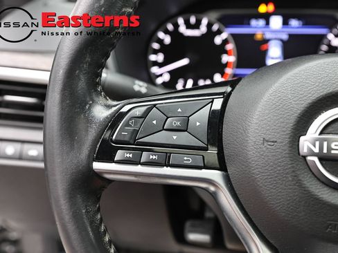 Used 2023 Nissan Altima 2.5 SV w/ SV Premium Package AWD/4WD image 15