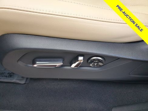 Certified 2024 Acura MDX w/ Technology Package FWD image 19