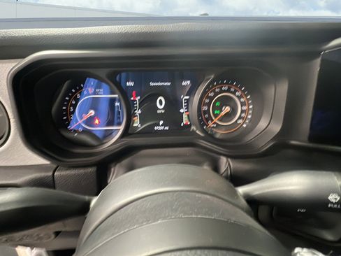 Used 2025 Jeep Gladiator Willys image 15