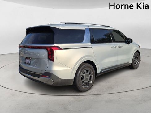 New 2026 Kia Carnival SX image 4