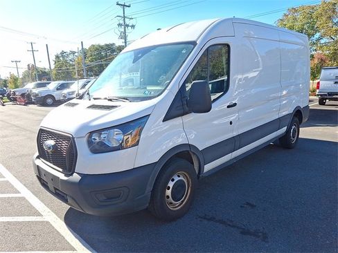 Used 2023 Ford Transit 150 Medium Roof image 5
