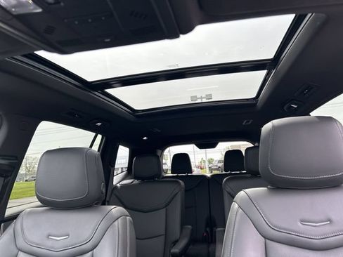 Used 2024 Cadillac XT6 Premium Luxury AWD/4WD image 45