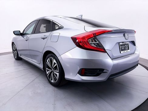 Used 2016 Honda Civic EX-T image 8
