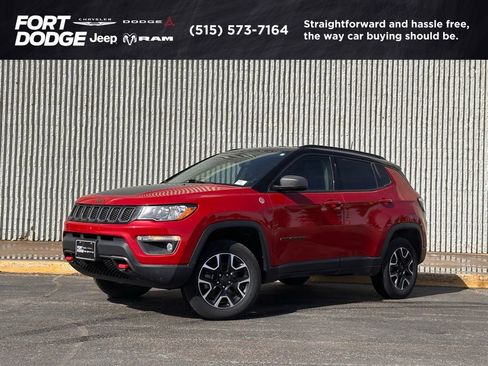 Used 2020 Jeep Compass Trailhawk w/ Cold Weather Group image 1