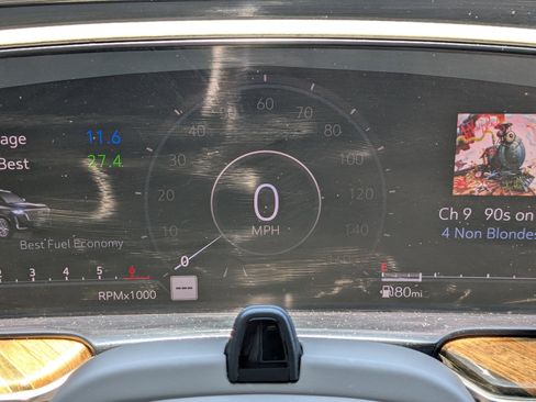 Used 2022 Cadillac Escalade Premium Luxury Platinum image 13