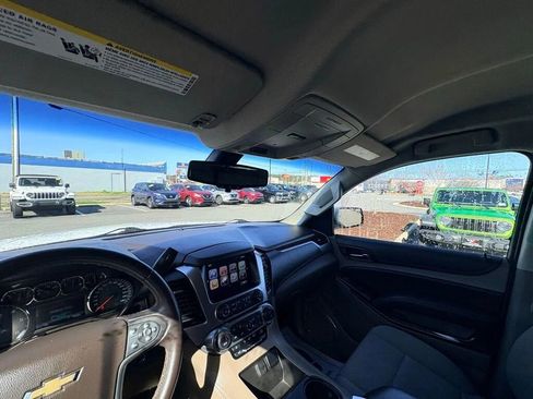 Used 2018 Chevrolet Tahoe LS RWD image 23