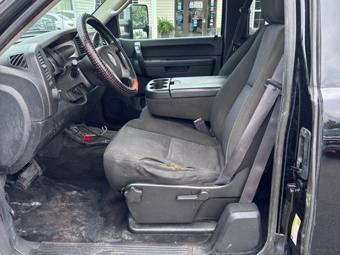 Used 2011 GMC Sierra 2500 SLE w/ Snow Plow Prep Package AWD/4WD image 10