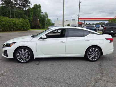 New 2026 Nissan Altima 2.5 SV