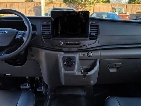 Used 2022 Ford E-Transit Medium Roof RWD image 14