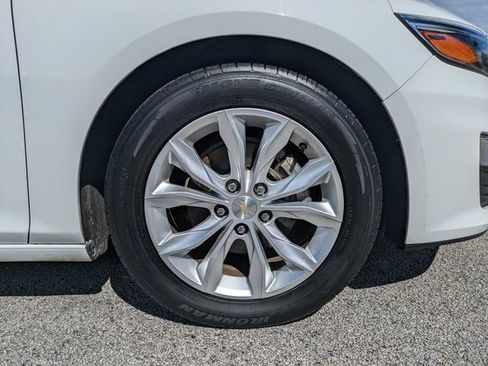 Used 2023 Chevrolet Malibu LT FWD image 11