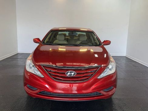 Used 2013 Hyundai Sonata GLS image 2