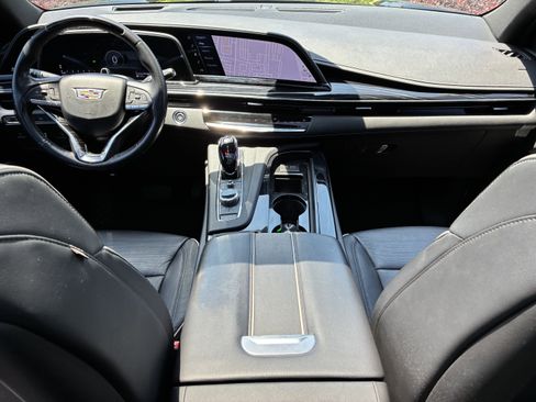 Used 2023 Cadillac Escalade Sport AWD/4WD image 21