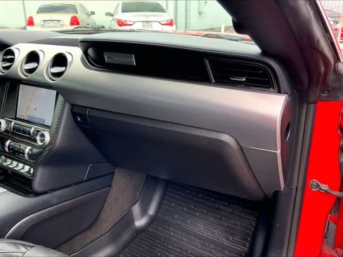 Used 2018 Ford Mustang Premium RWD image 15