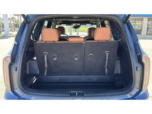 Used 2024 Kia Telluride EX X-Line AWD/4WD image 18