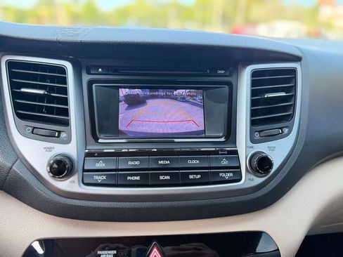 Used 2016 Hyundai Tucson SE FWD image 23