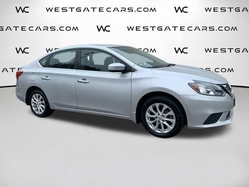 Used 2018 Nissan Sentra SV FWD image 1