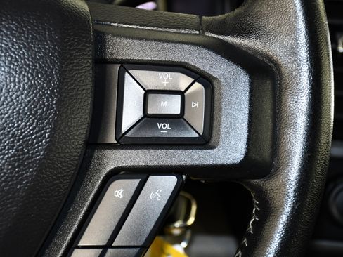 Used 2019 Ford F150 XLT w/ Equipment Group 302A Luxury AWD/4WD image 24