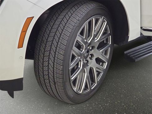 Used 2025 GMC Yukon XL Denali Ultimate image 36