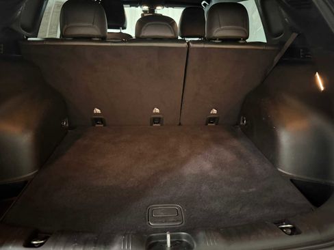 Certified 2023 Jeep Compass Latitude image 24