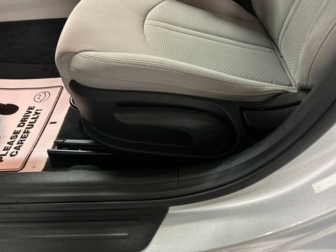 Used 2019 Hyundai Sonata SE FWD image 11