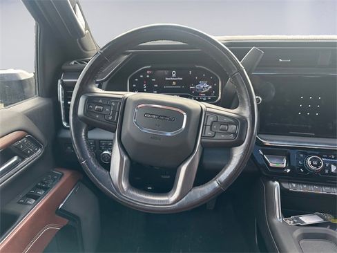 Used 2024 GMC Sierra 3500 Denali Ultimate image 7