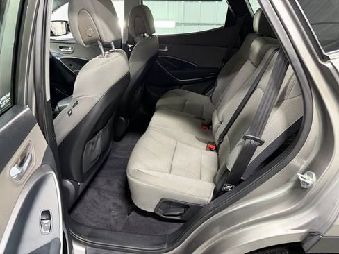 Used 2017 Hyundai Santa Fe Sport AWD/4WD image 10