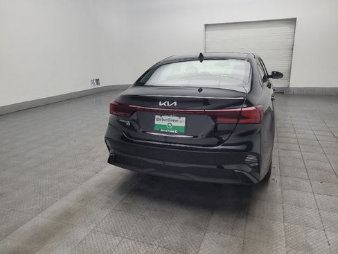 Used 2024 Kia Forte LX FWD image 7