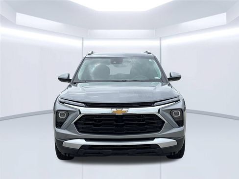 Used 2025 Chevrolet TrailBlazer LT FWD image 11