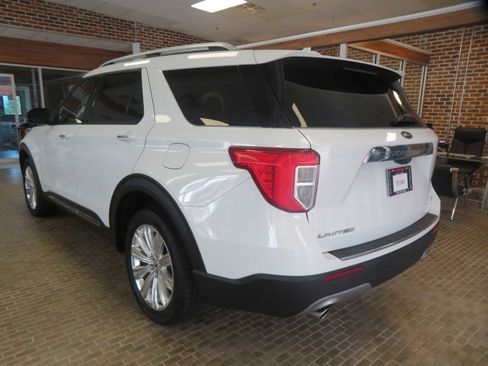 Used 2020 Ford Explorer Limited AWD/4WD image 6