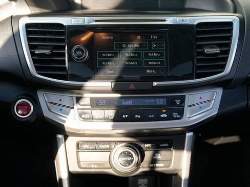 Used 2015 Honda Accord Touring image 40