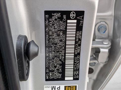 Used 2019 Toyota Corolla XSE image 25