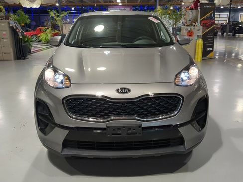 Used 2022 Kia Sportage LX FWD image 3