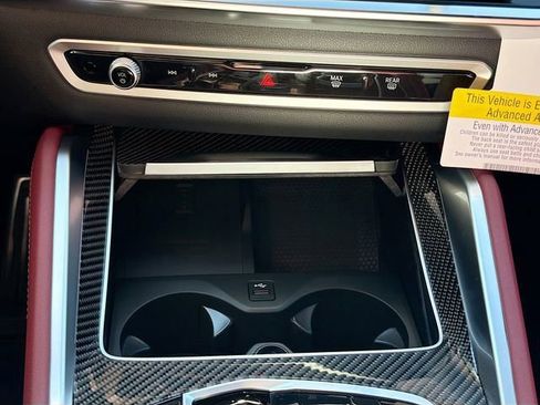 New 2026 BMW X6 M60i image 32