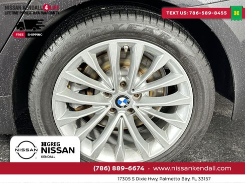 Used 2023 BMW 530i w/ Premium Package image 14