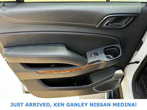 Used 2015 Chevrolet Suburban LTZ AWD/4WD image 17