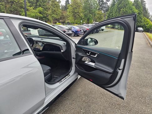 Used 2026 Mercedes-Benz E 53 AMG e 4MATIC Sedan image 28