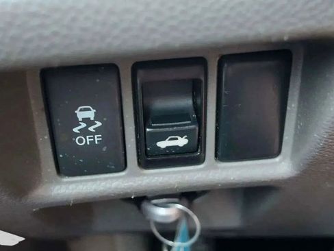 Used 2015 INFINITI Q40 w/ Moonroof Package image 18