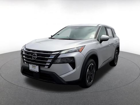 Used 2025 Nissan Rogue SV AWD/4WD image 7
