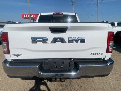 Used 2022 RAM 2500 Tradesman AWD/4WD image 4