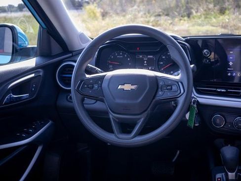 Certified 2025 Chevrolet Trax LS w/ LS Convenience Package image 21